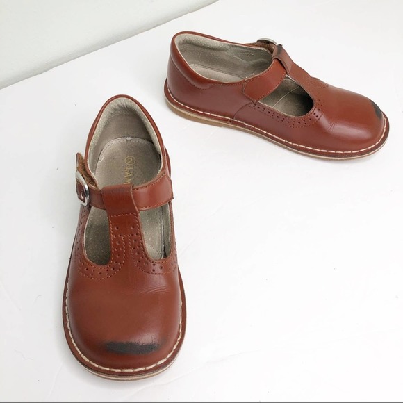 L'AMOUR Frances T-Strap Perforated Mary Jane Shoe - Picture 3 of 16